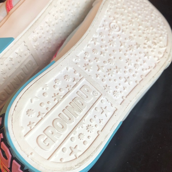 Groundup Mario slip on shoes size 3 Girls - Picture 5 of 7